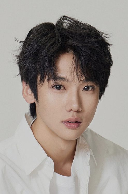 Hu Yichen